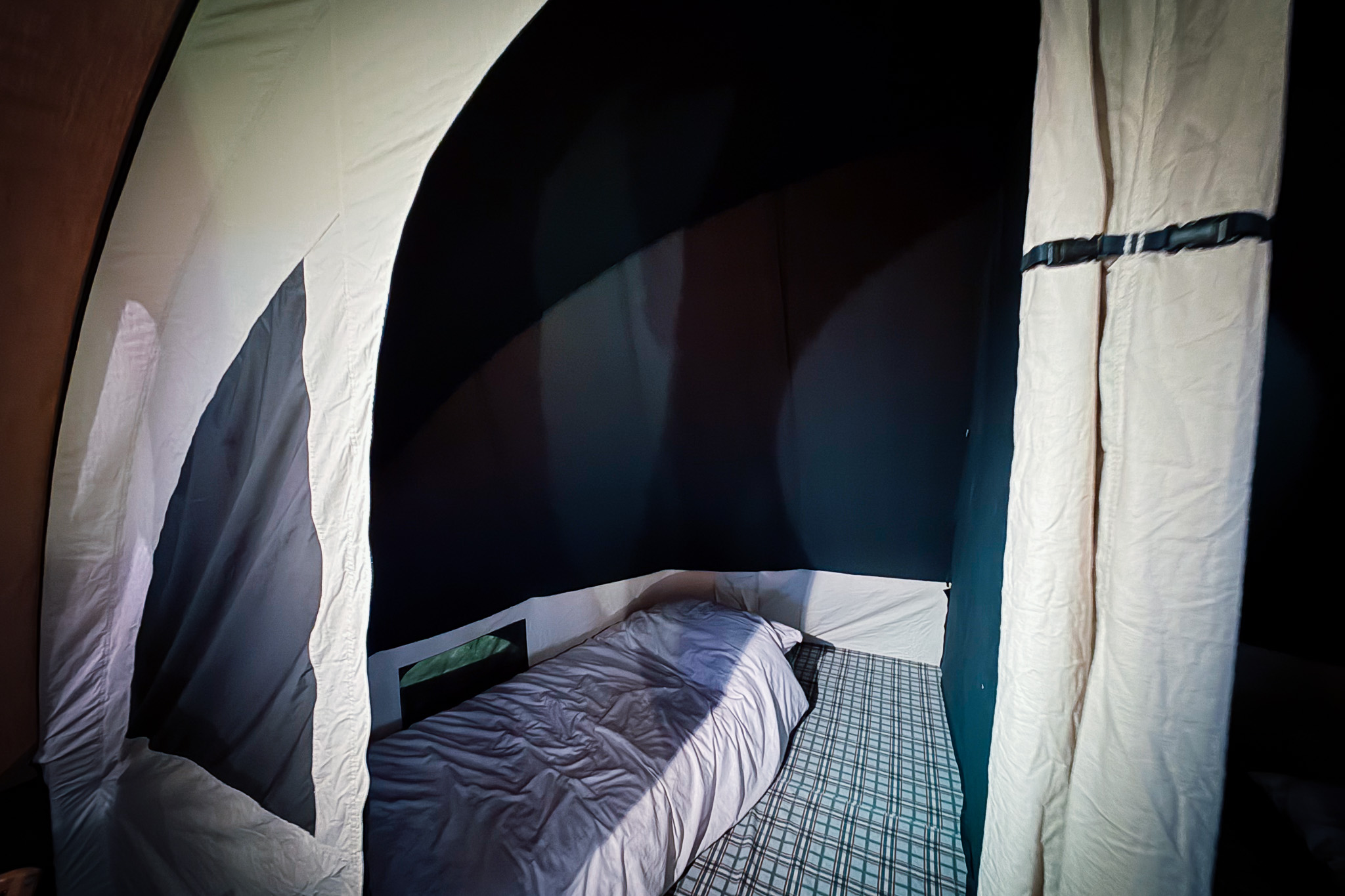 De-Waard-Tenten-Antraciete-Binnententen-Velduil-Season-2